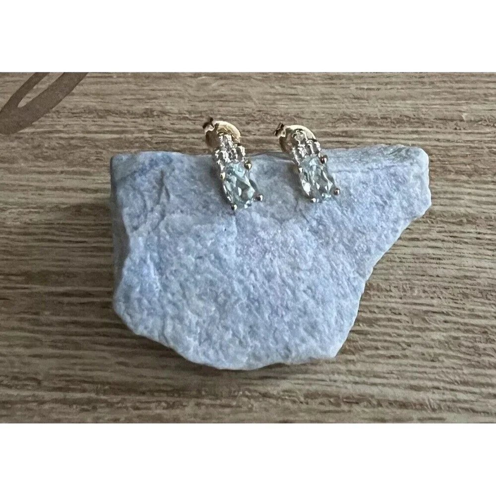 925 Sterling Silver Gold Vermeil Blue Topaz & Diamond Stud Post Earrings 1.2g